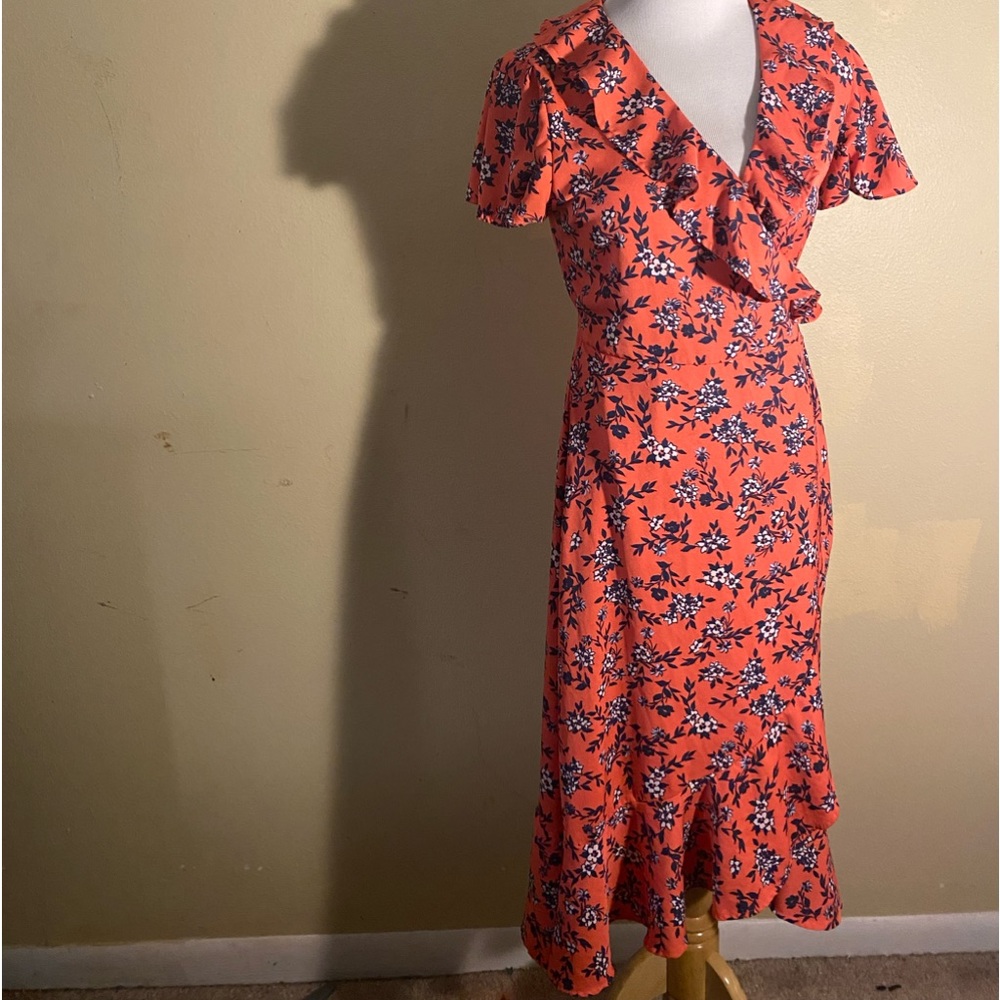 Pretty orange wrap dress 🧡🧡